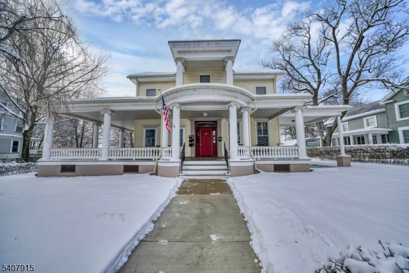 137 Belvidere Ave - Photo 1