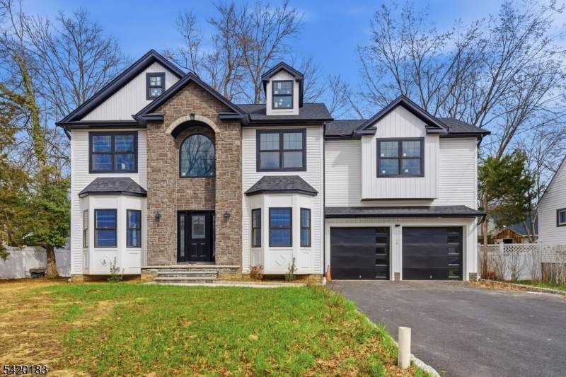 28 Glenwood Ave - Photo 1
