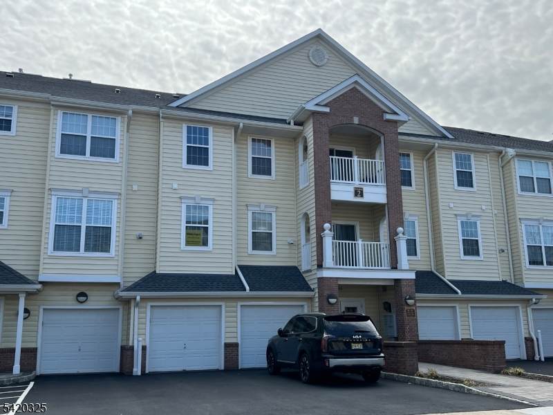 2206 Ambassador Ct - Photo 1