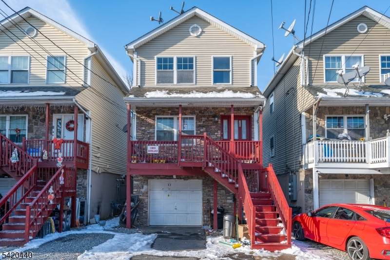 28 Highland St - Photo 1