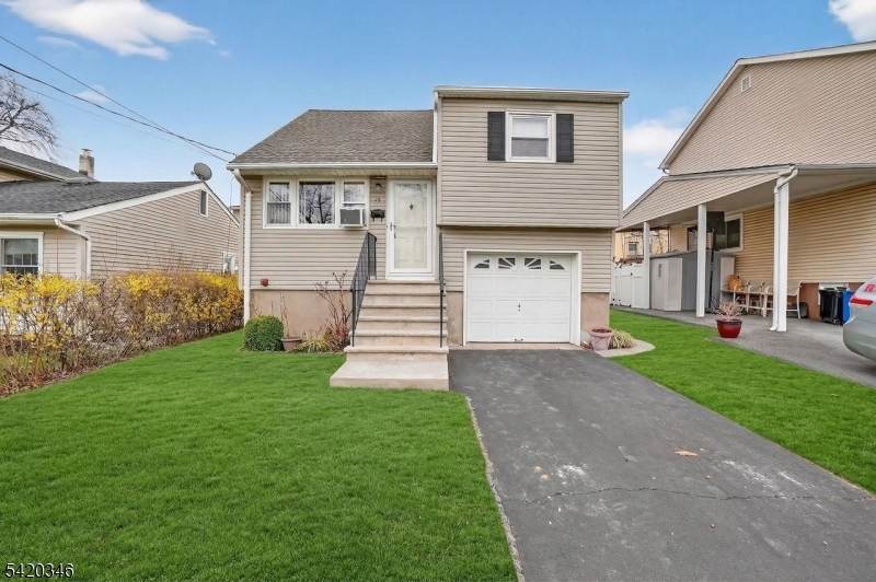 29 Nokomis Ave - Photo 1