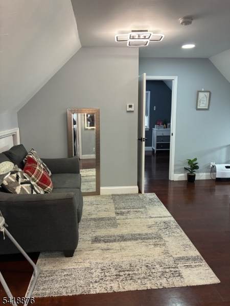 925 South St - Photo 1