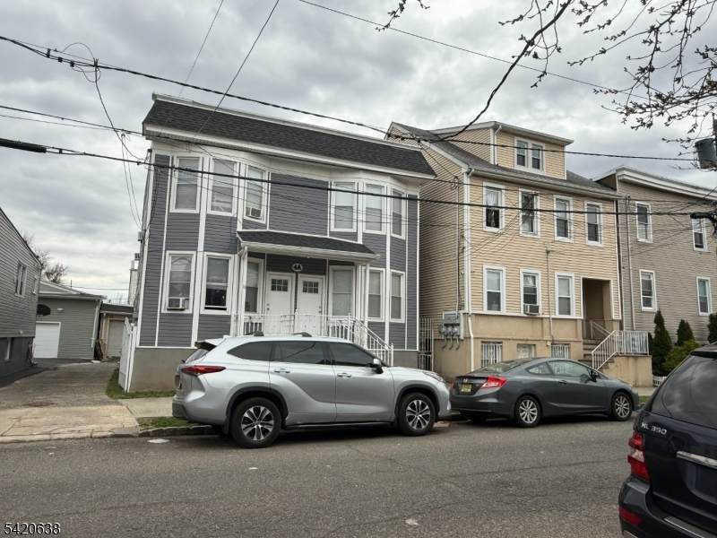 16 Columbus St - Photo 1
