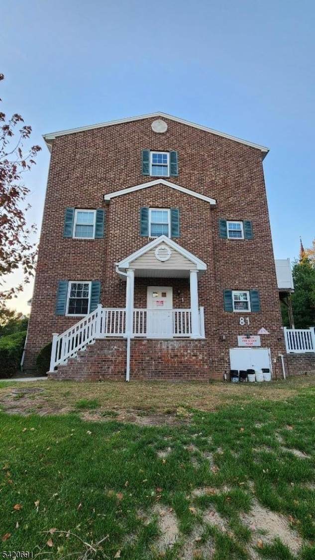81 High St - Photo 1