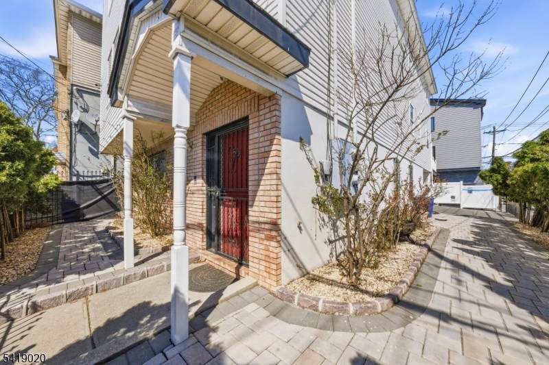 56 Lentz Ave - Photo 1