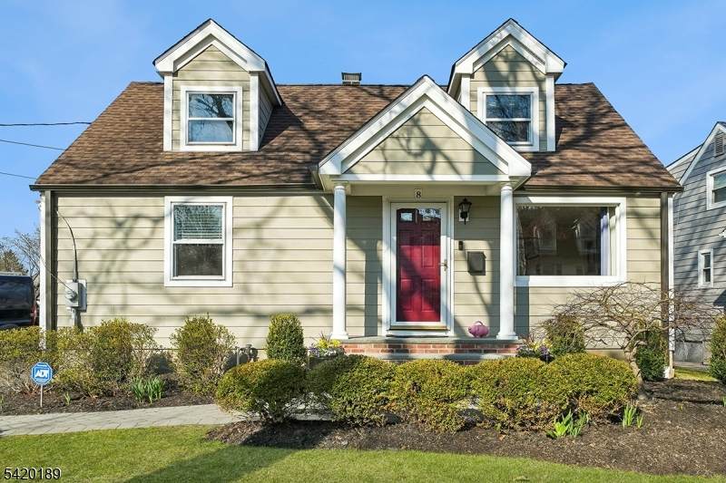 8 Edison Dr - Photo 1