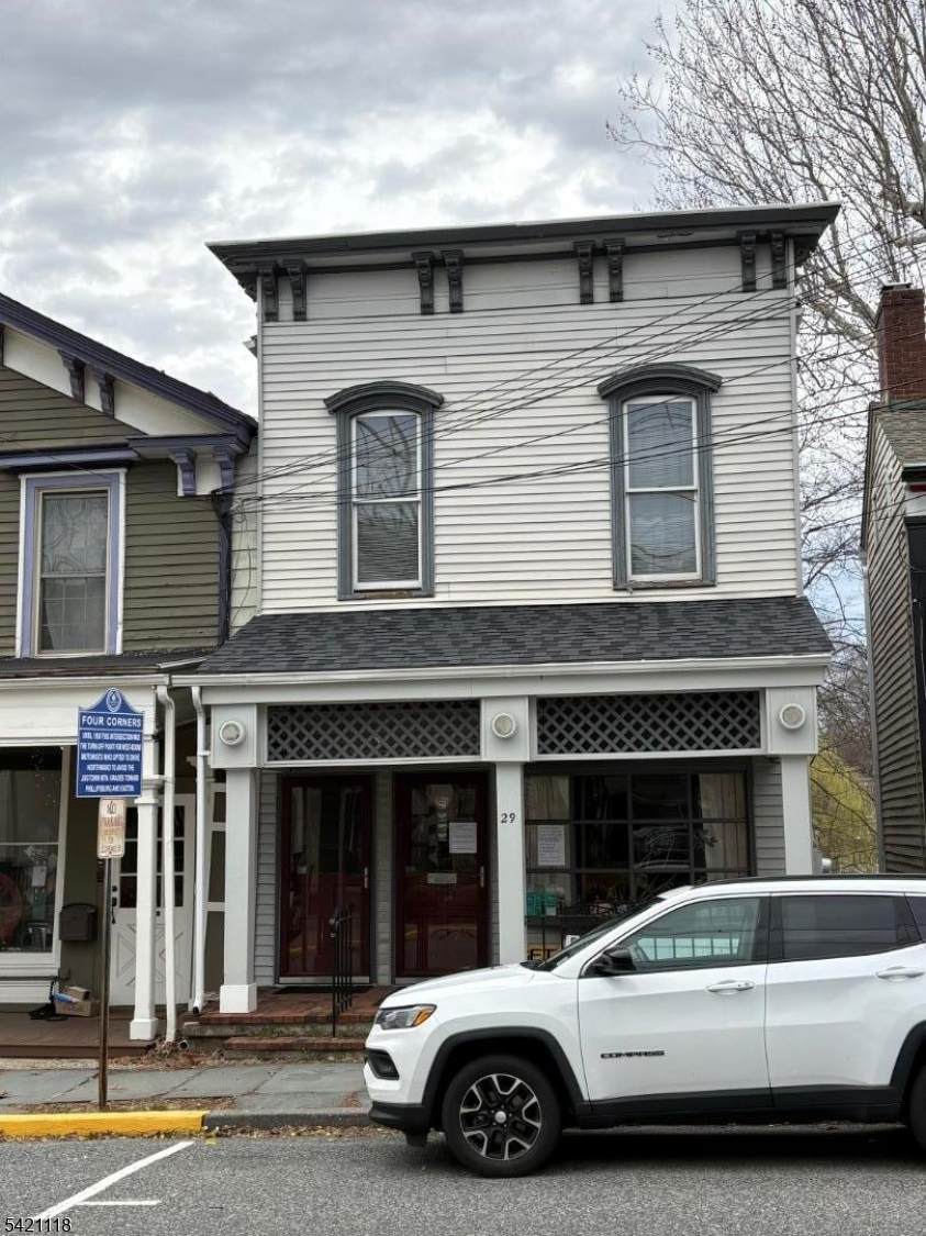 29 Center St - Photo 1