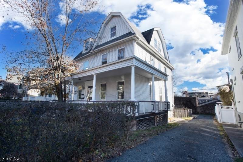 31 Cloverhill Pl - Photo 1