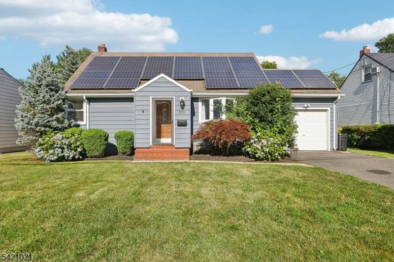 821 Hillside Rd - Photo 1