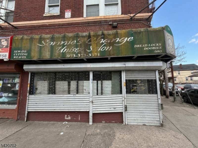 750 S Orange Ave - Photo 1