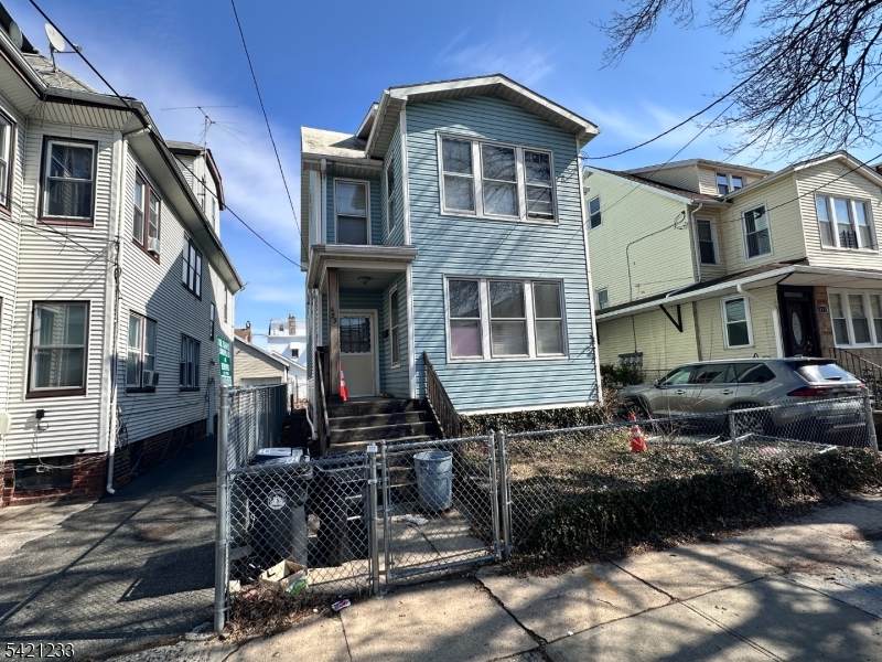 455 N 12Th St - Photo 1