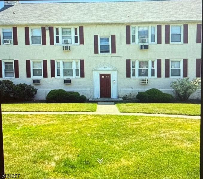 965 E Front St - Photo 1