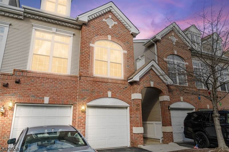 111 Riverwalk Way - Photo 1
