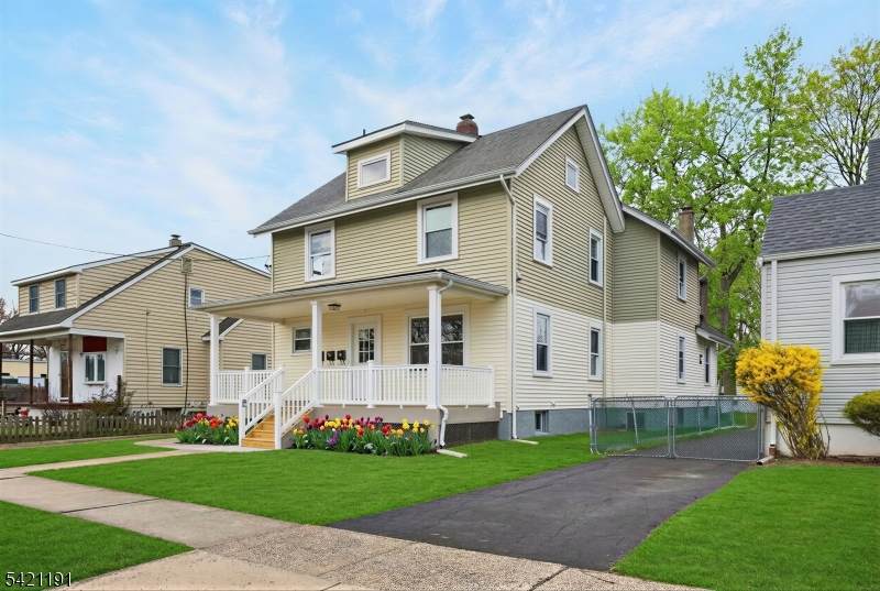 119 Vogel Pl - Photo 1
