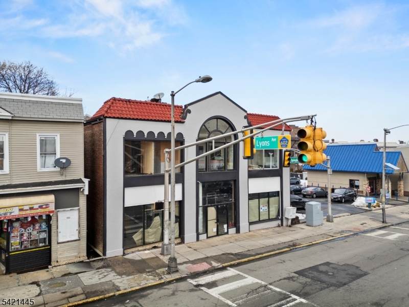 1228 Springfield Ave - Photo 1