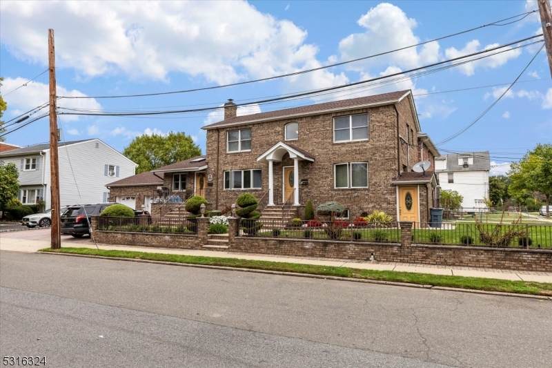 4 Coppola St - Photo 1