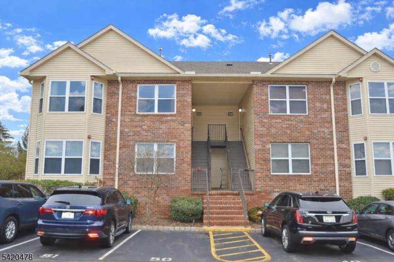 28 Joseph Dr - Photo 1