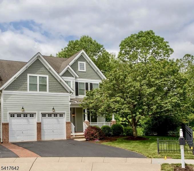 625 Heath Ct - Photo 1
