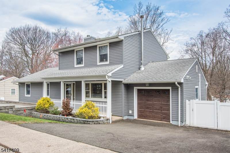 104 Lionshead Drive West - Photo 1