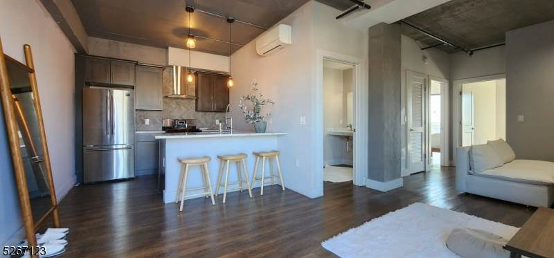 58 Elm St - Photo 1
