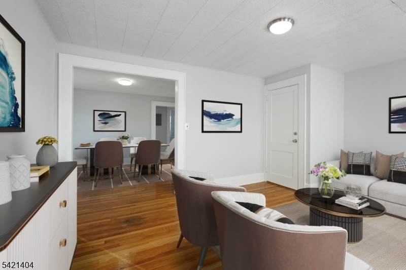 23 Meeker Pl Unit 2 - Photo 1