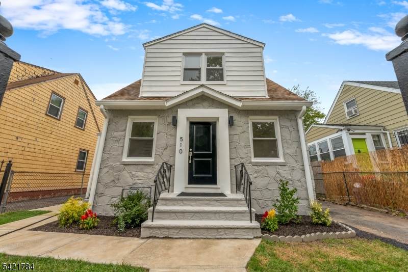 510 Halsted St - Photo 1
