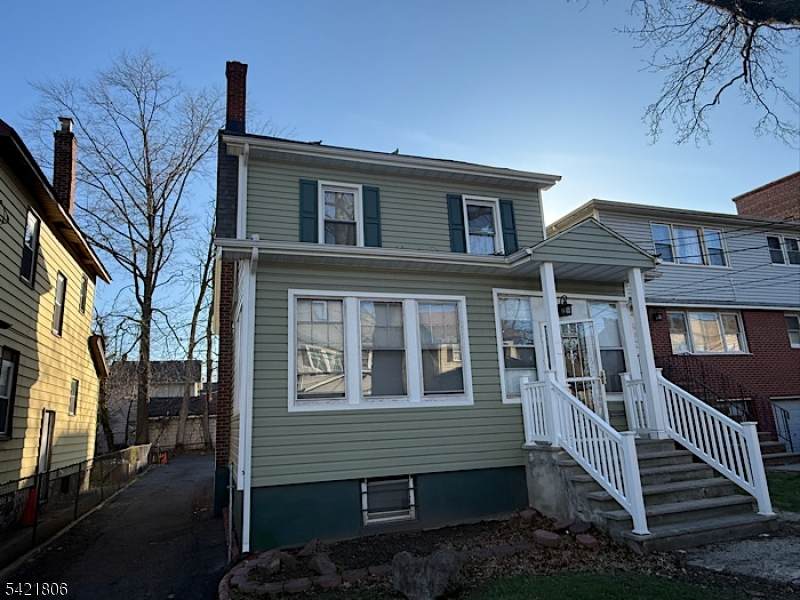 85 Laventhal Ave - Photo 1