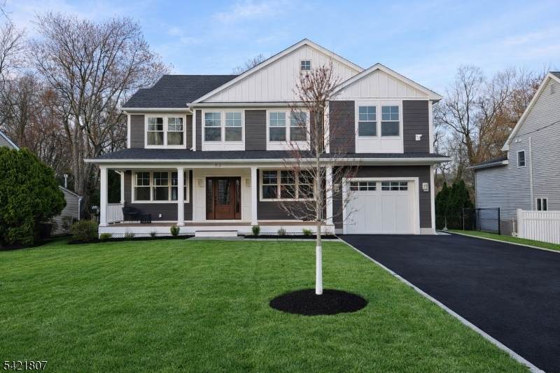 152 Harrow Rd - Photo 1