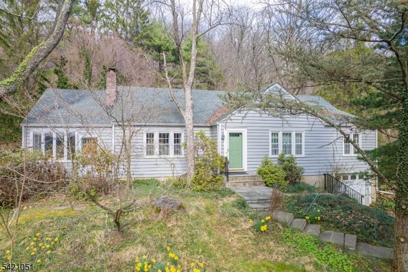 1417 Washington Valley Rd - Photo 1