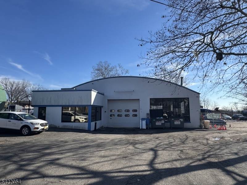 24 Burnett Ave - Photo 1