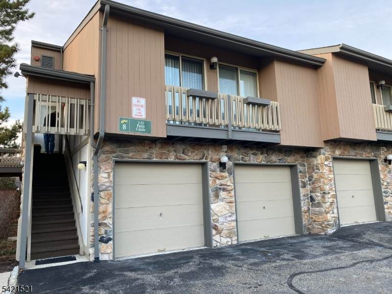 4 Paris Cir - Photo 1