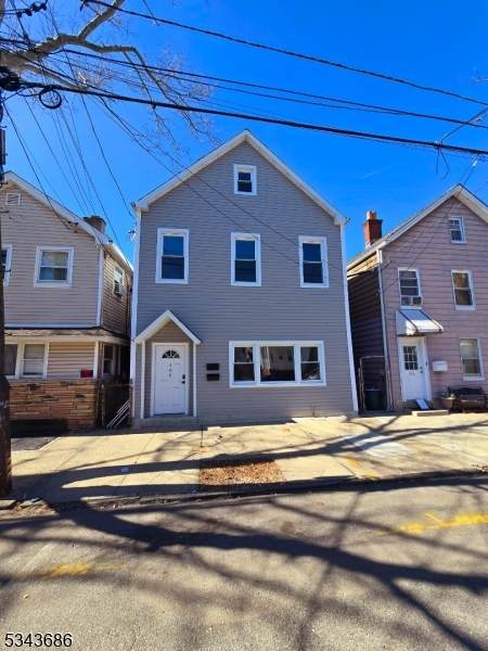 308 N 2Nd St - Photo 1