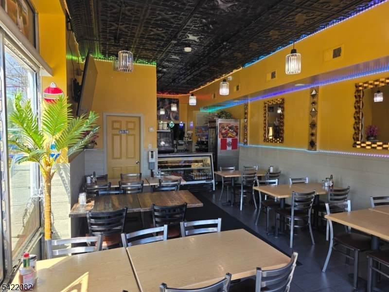 515 Kearny Ave - Photo 1