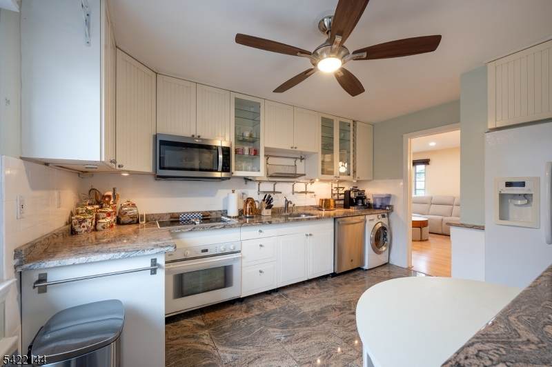92 Troy Dr - Photo 1