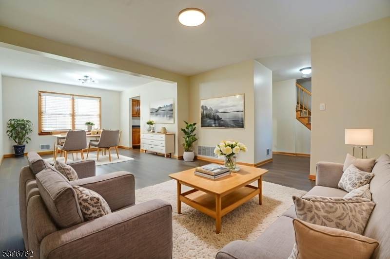 11 Lenox St - Photo 1