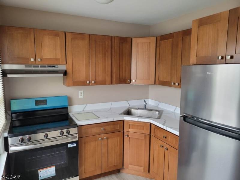 37 E Main St - Photo 1