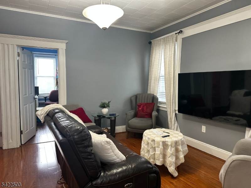 70 Arthur St - Photo 1
