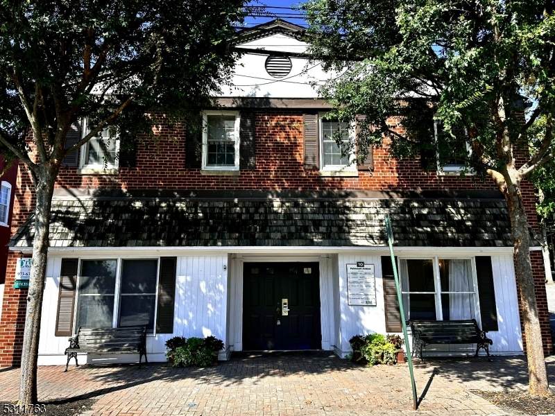 10 Fairmount Ave - Photo 1