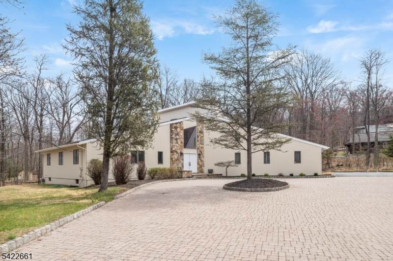 586 Stangle Rd - Photo 1