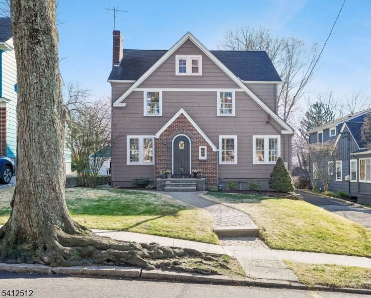 10 Harvard Ave - Photo 1