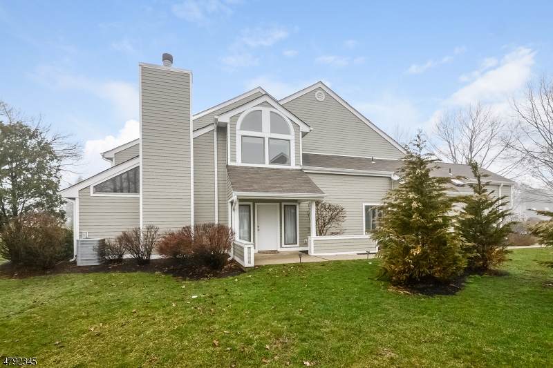 94 Hagerman Ct - Photo 1