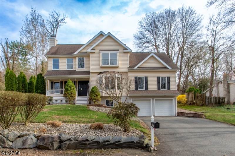17 Cottage St - Photo 1