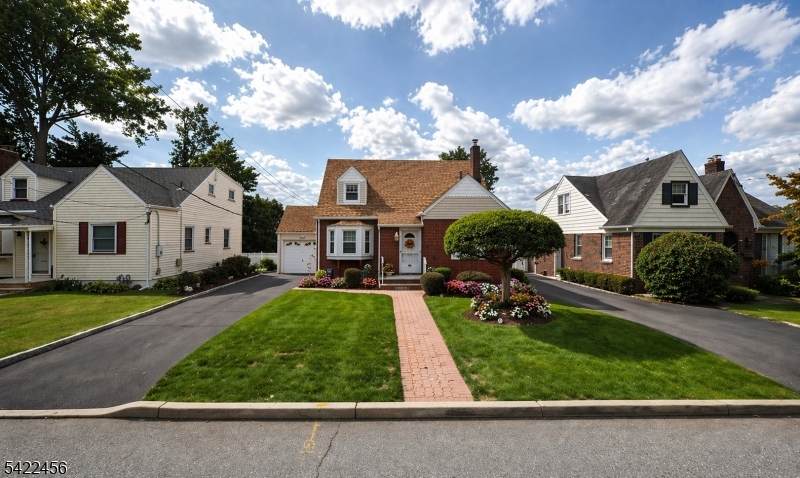 59 Pershing Rd - Photo 1