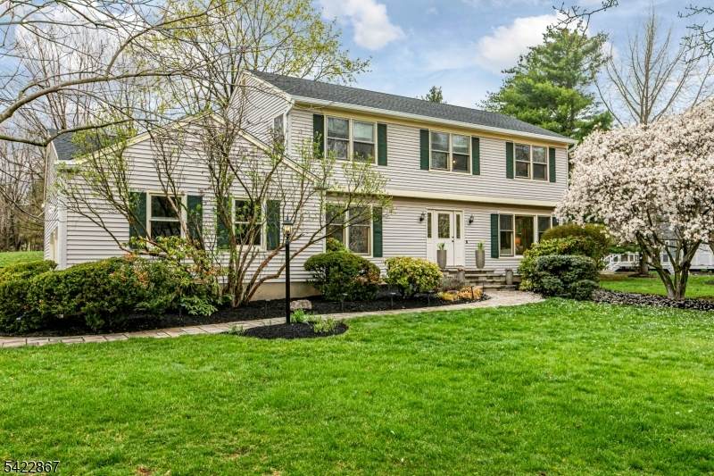 10 Hoagland Dr - Photo 1