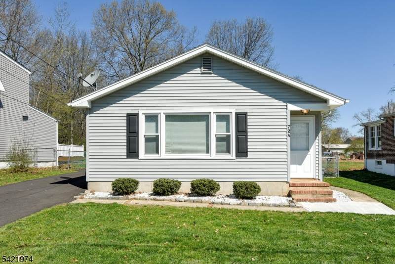 72 Pine Street - Photo 1