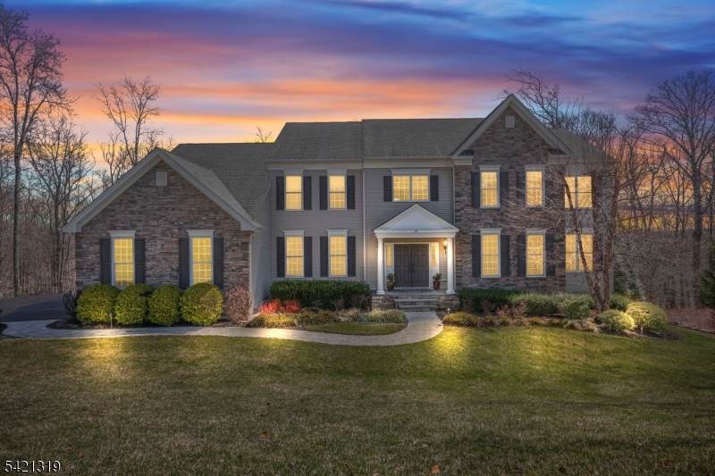 12 Skyline Dr - Photo 1