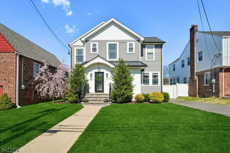 249 Ottawa Ave - Photo 1