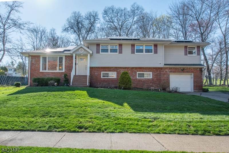 27 Viewpoint Rd - Photo 1