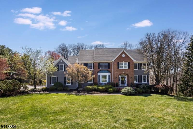 2 Fieldcrest Rd - Photo 1