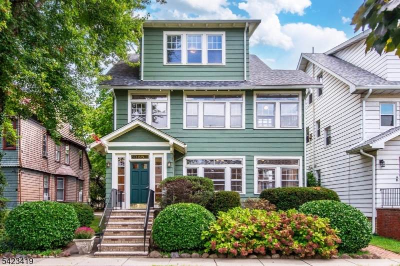 185 Broad St - Photo 1